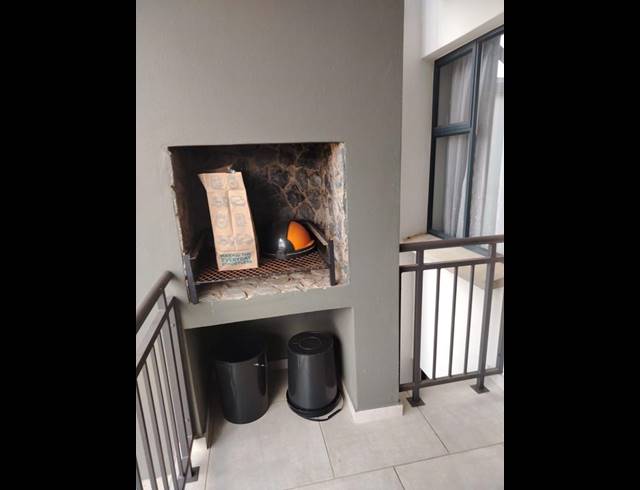 2 BEDROOM PROPERTY TO RENT IN GLEN MARAIS